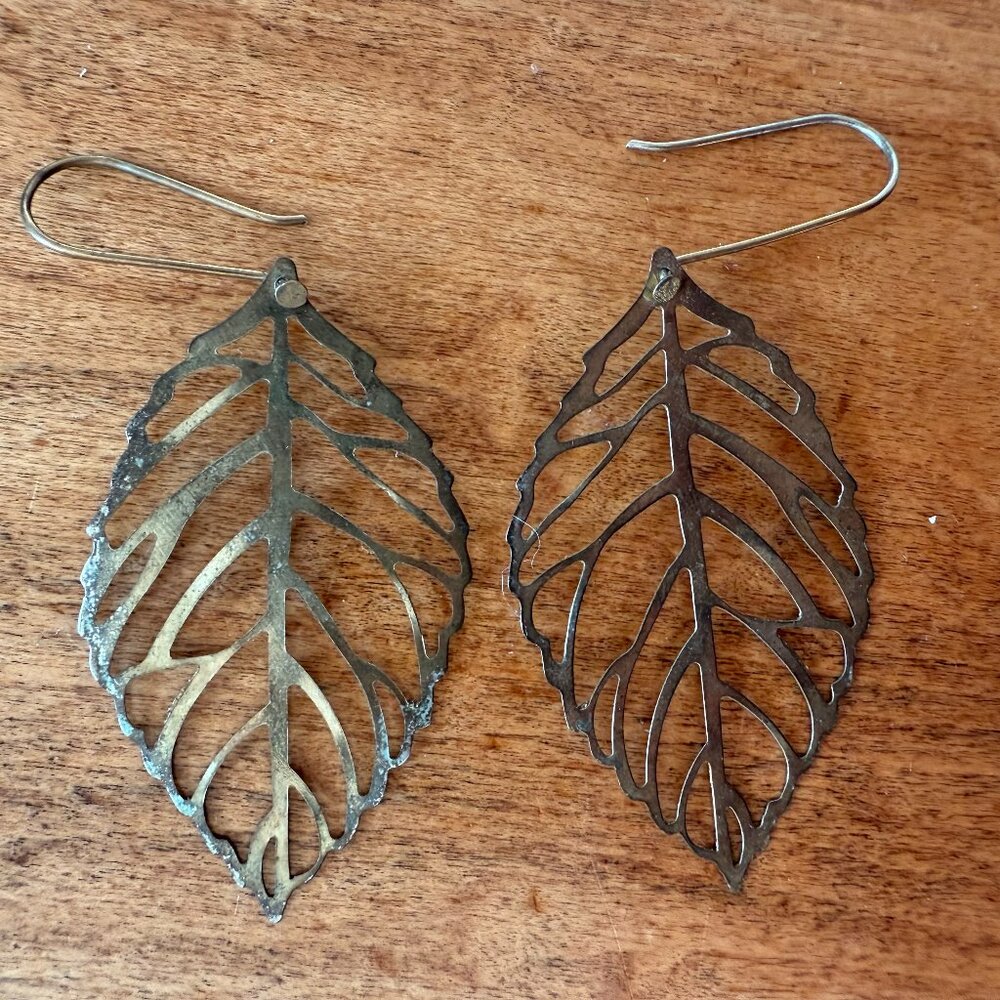 Cutout leaf gold-tone earrings